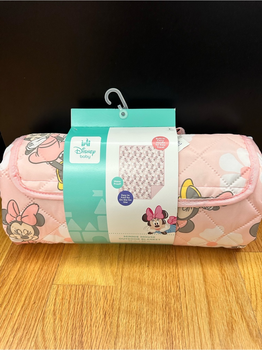 Disney Baby Minnie Mouse Pink Quilted Bib/Blanket Combo